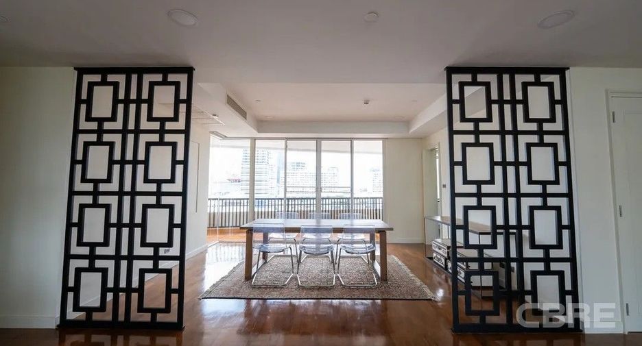 Condo en venta de 4 habitaciones en Watthana, Bangkok