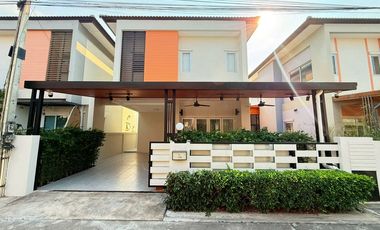 À louer et à vendre 3 chambres maison à Bang Lamung, Chonburi