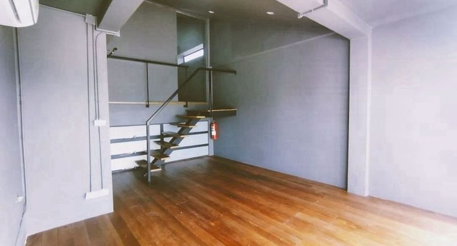 Gewerbefläche zur Miete mit 5 Zimmer in Chatuchak, Bangkok