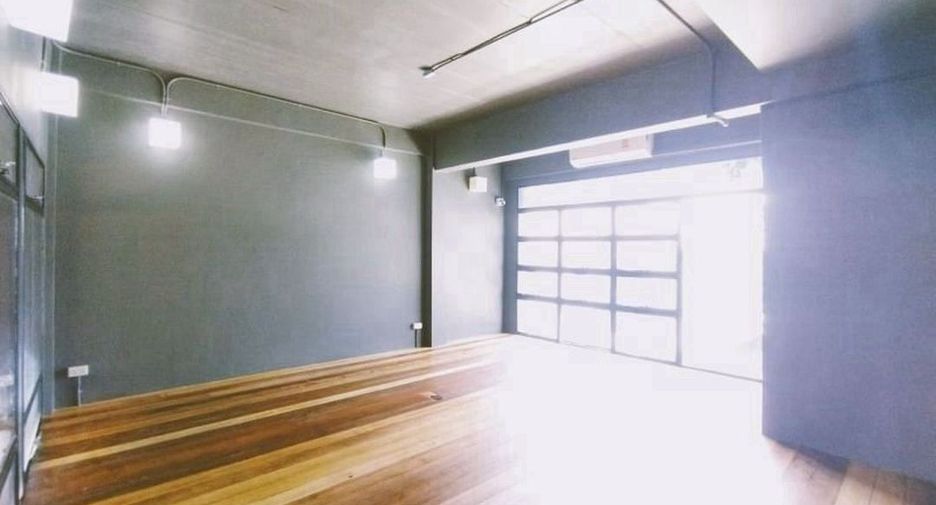 Gewerbefläche zur Miete mit 5 Zimmer in Chatuchak, Bangkok