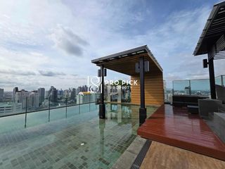 For rent 2 bedrooms condo in Watthana, Bangkok