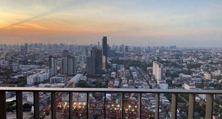 For rent 2 ベッドルーム condo in Bang Na, Bangkok