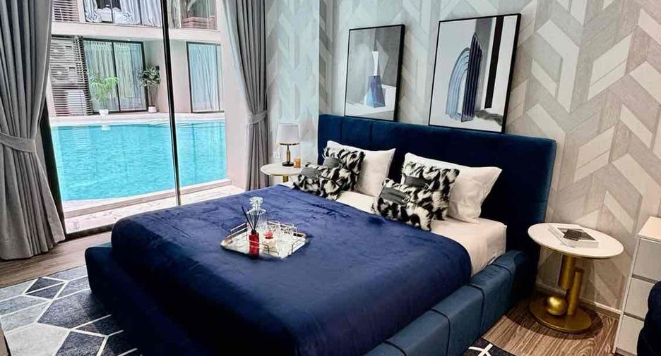 À vendre et à louer 3 chambres condo à Khlong Toei, Bangkok