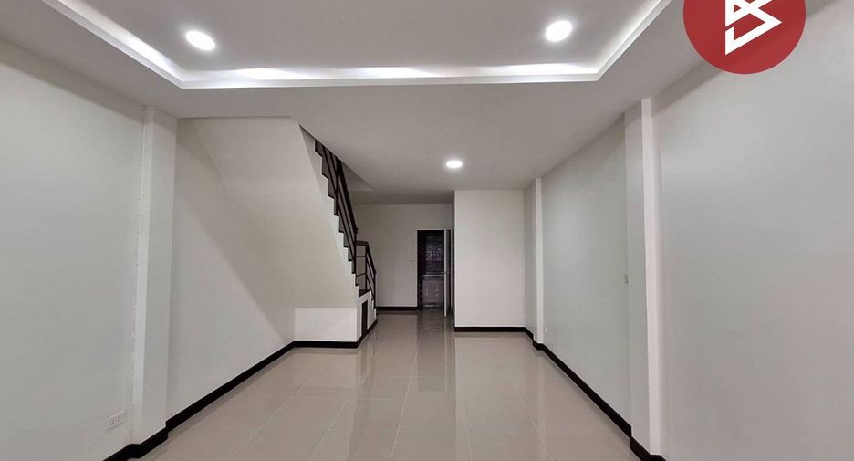 For sale 2 bedrooms townhouse in Lam Luk Ka, Pathum Thani