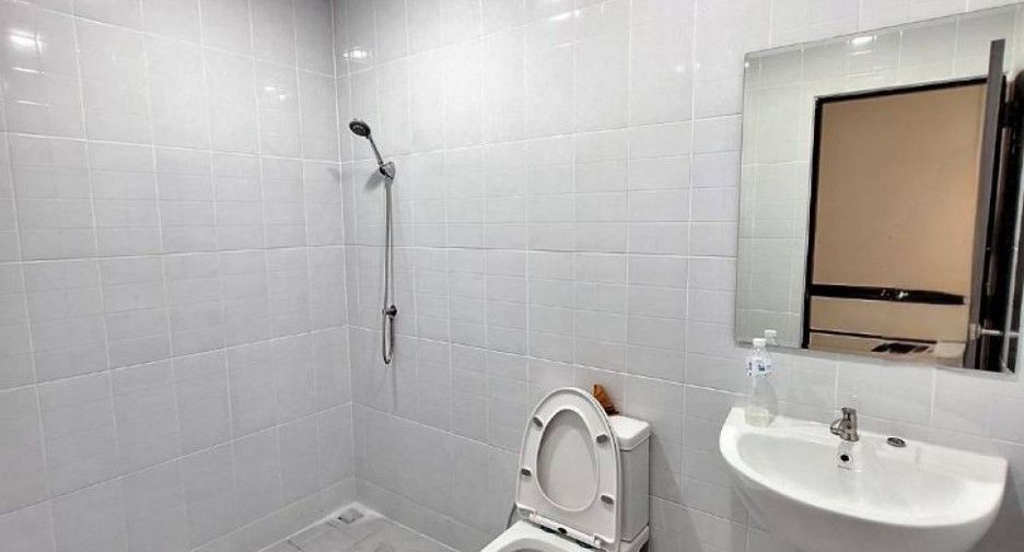 For sale 2 bedrooms townhouse in Lam Luk Ka, Pathum Thani