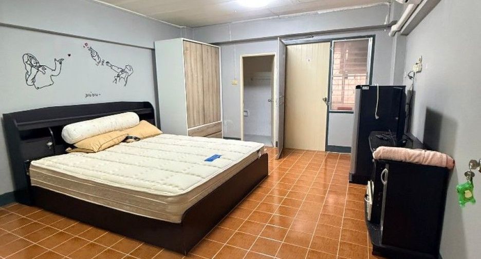 For sale 1 bed condo in Bangkok Noi, Bangkok