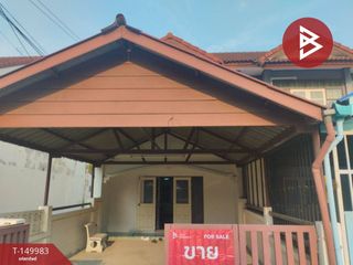 Casa adosada en venta de 3 habitaciones en Mueang Nakhon Pathom, Nakhon Pathom