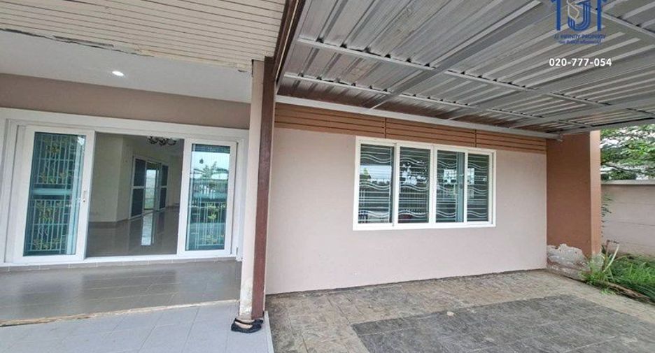 Haus zum Kauf mit 4 Zimmer in Bang Bua Thong, Nonthaburi