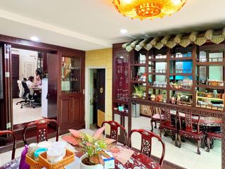 Casa adosada en venta de 5 habitaciones en Yan Nawa, Bangkok