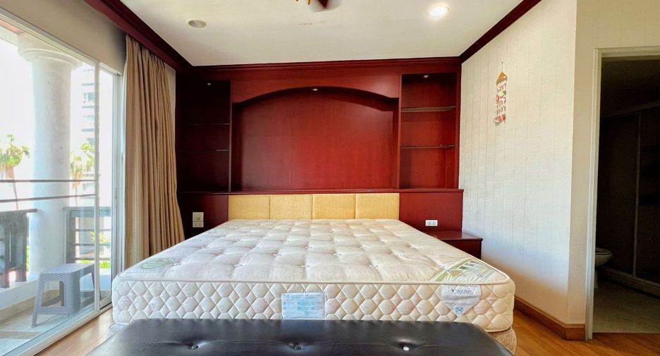 Casa adosada en venta de 5 habitaciones en Yan Nawa, Bangkok