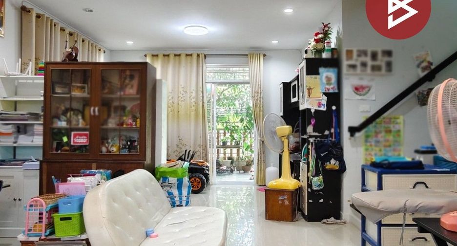 For sale 3 bedrooms house in Mueang Nakhon Si Thammarat, Nakhon Si Thammarat