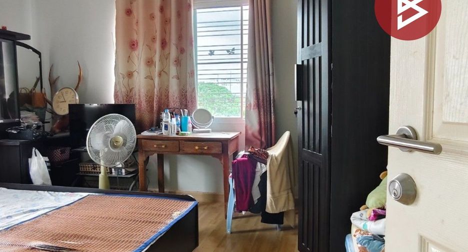 For sale 3 bedrooms house in Mueang Nakhon Si Thammarat, Nakhon Si Thammarat