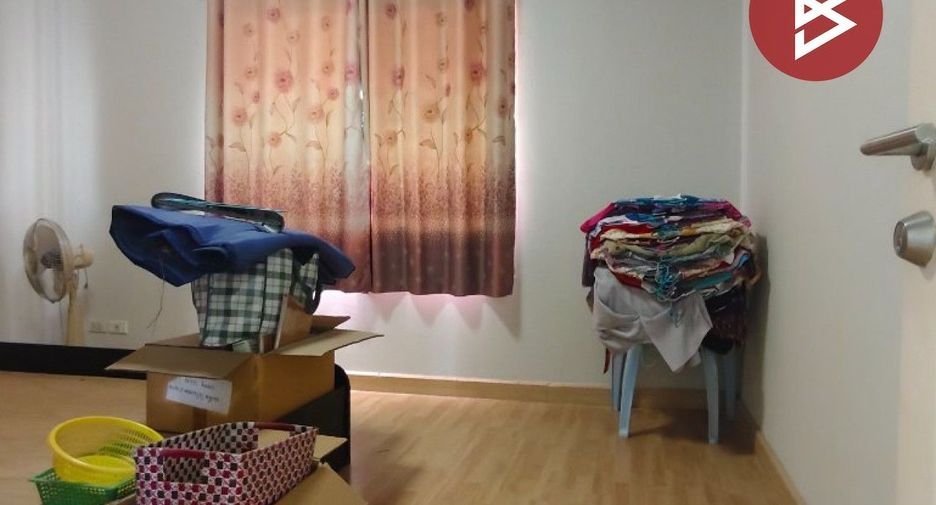 For sale 3 bedrooms house in Mueang Nakhon Si Thammarat, Nakhon Si Thammarat