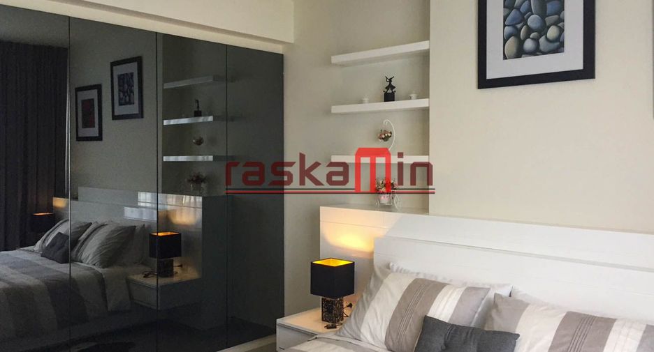 For rent 2 bedrooms condo in Bang Lamung, Chonburi
