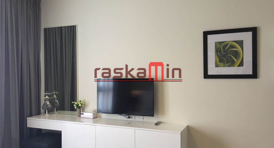 For rent 2 bedrooms condo in Bang Lamung, Chonburi