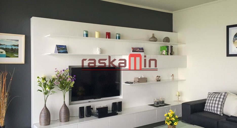 For rent 2 bedrooms condo in Bang Lamung, Chonburi