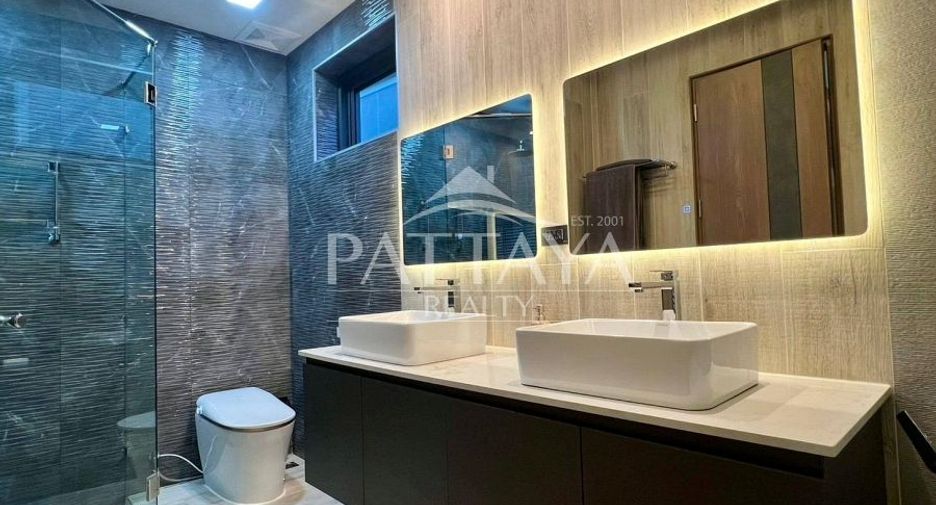 Haus zum Kauf mit 3 Zimmer in Bang Lamung, Chonburi