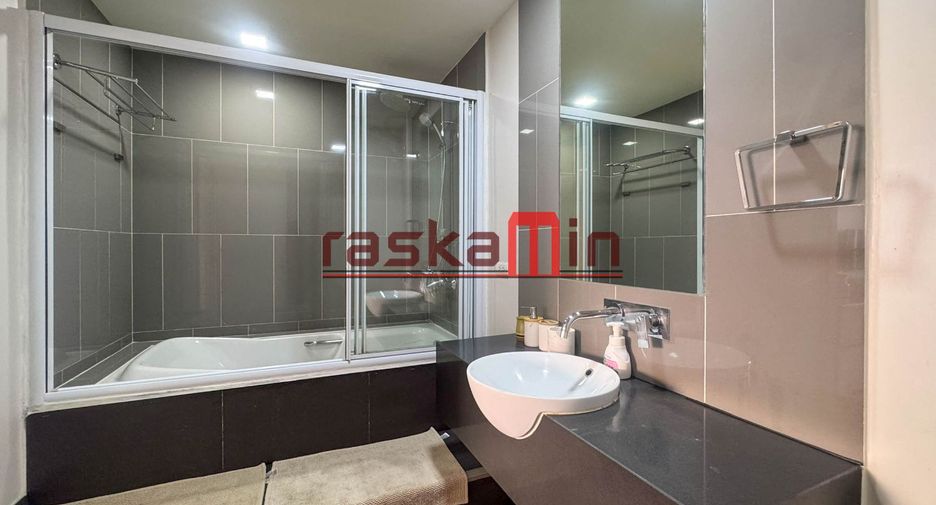 For rent 1 bed condo in Bang Lamung, Chonburi