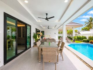 À vendre 3 chambres villa à Hua Hin, Prachuap Khiri Khan