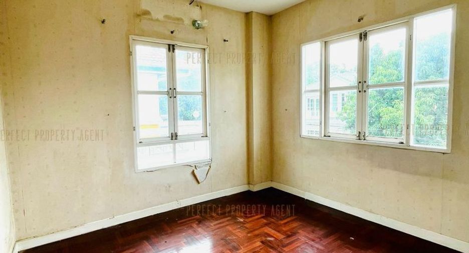 For sale 3 bedrooms house in Bang Bua Thong, Nonthaburi