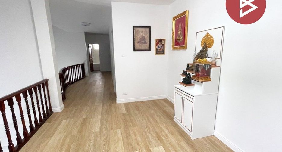 À vendre 4 chambres maison à Nakhon Chai Si, Nakhon Pathom