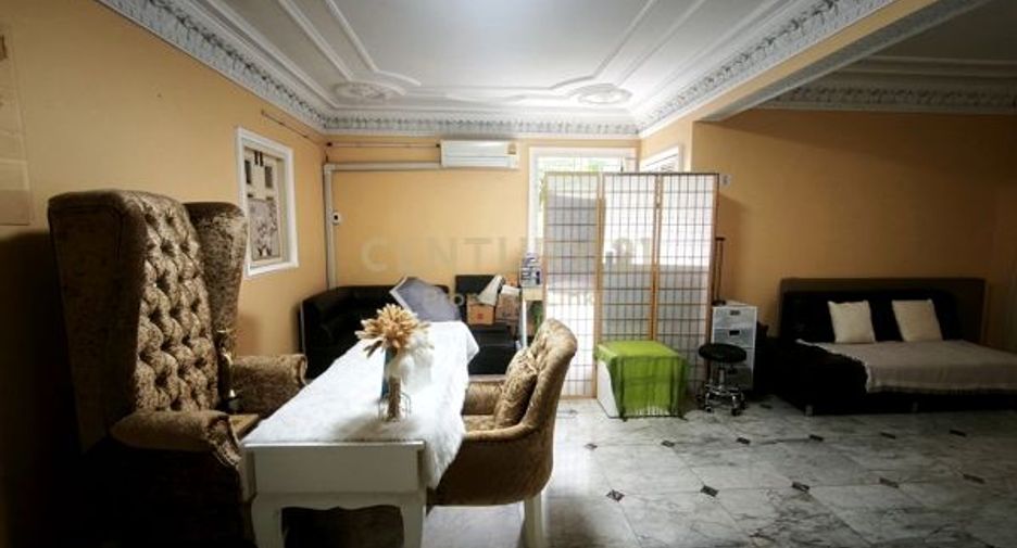 Reihenhaus zum Kauf mit 4 Zimmer in Din Daeng, Bangkok