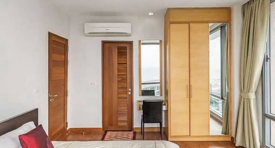 À louer 2 chambres condo 