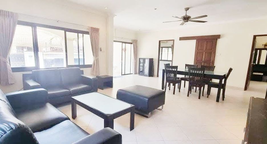 Villa en alquiler de 3 habitaciones en Jomtien, Pattaya