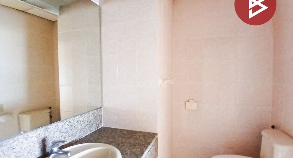 For sale 4 bedrooms condo in Bang Na, Bangkok