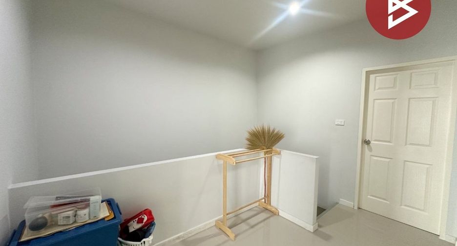 Продажа 4 спальни таунхаус в Khlong Luang, Патумтани