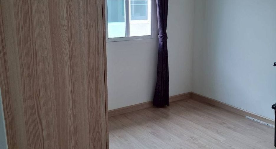 For sale 3 bedrooms townhouse in Nong Khaem, Bangkok