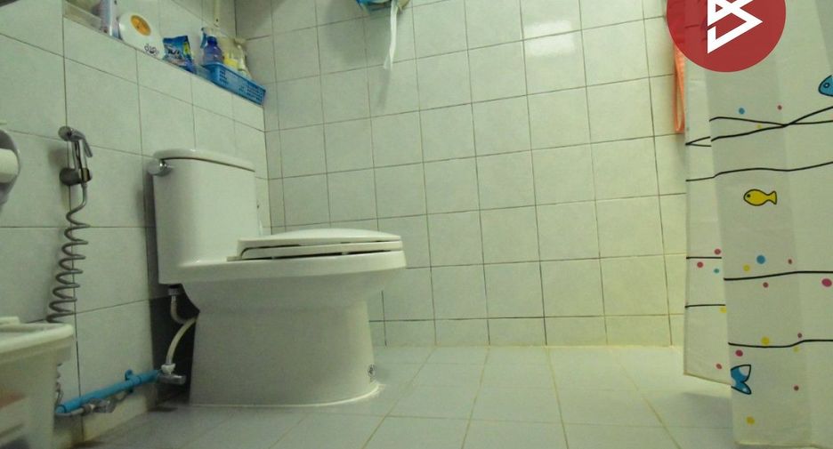 For sale 2 bedrooms townhouse in Saphan Sung, Bangkok