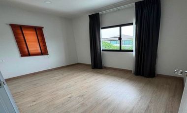 Haus zum Kauf mit 3 Zimmer in Bang Bo, Samut Prakan