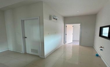 Haus zum Kauf mit 3 Zimmer in Bang Bo, Samut Prakan