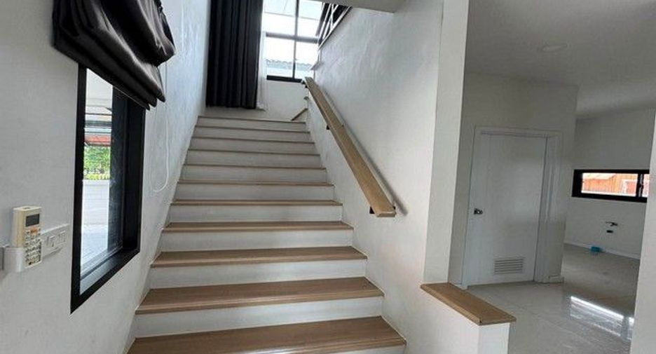 À vendre 3 chambres maison à Bang Bo, Samut Prakan