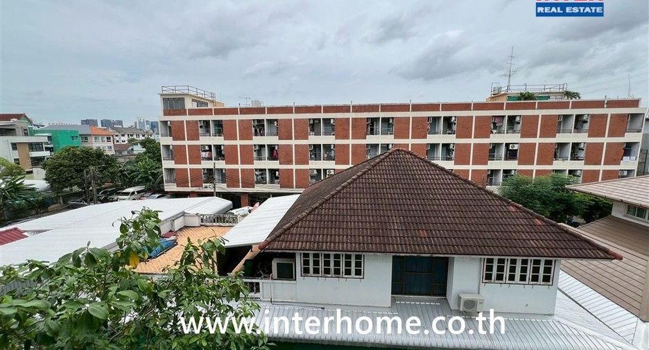 Wohnung zum Kauf mit 1 Zimmer in Din Daeng, Bangkok