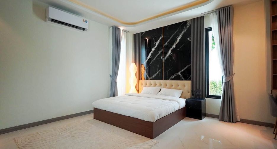 For sale 3 bedrooms villa in Bang Lamung, Chonburi