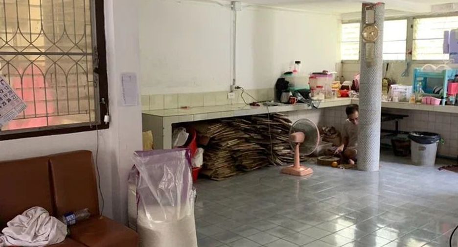 出售 3 卧室 独立屋 在 Chatuchak, 曼谷