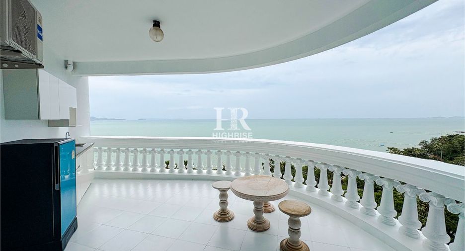 For sale 2 ベッドルーム condo in Bang Lamung, Chonburi
