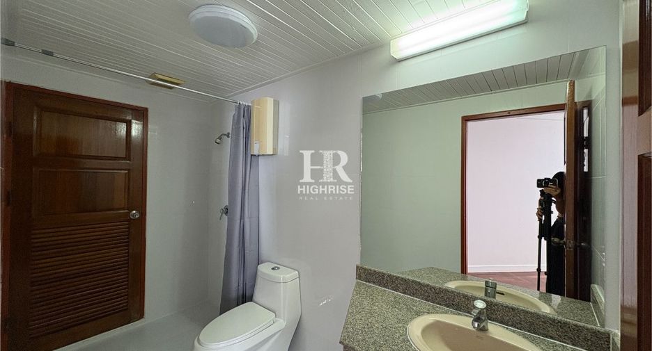 For sale 2 ベッドルーム condo in Bang Lamung, Chonburi
