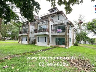 For sale 4 bedrooms house in Mueang Nakhon Nayok, Nakhon Nayok