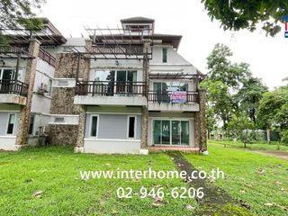 For sale 4 bedrooms house in Mueang Nakhon Nayok, Nakhon Nayok
