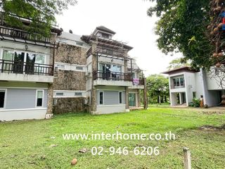 For sale 4 bedrooms house in Mueang Nakhon Nayok, Nakhon Nayok