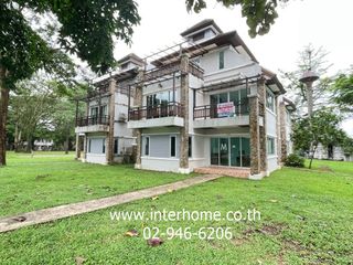 出售 4 卧室 独立屋 在 Mueang Nakhon Nayok, Nakhon Nayok