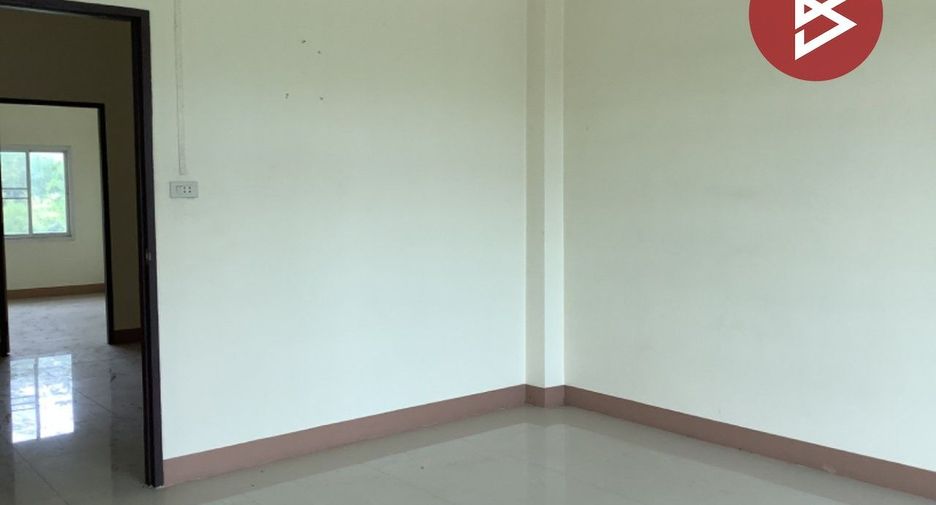 Продажа 2 спальни торговое помещение в Phichai, Уттарадит