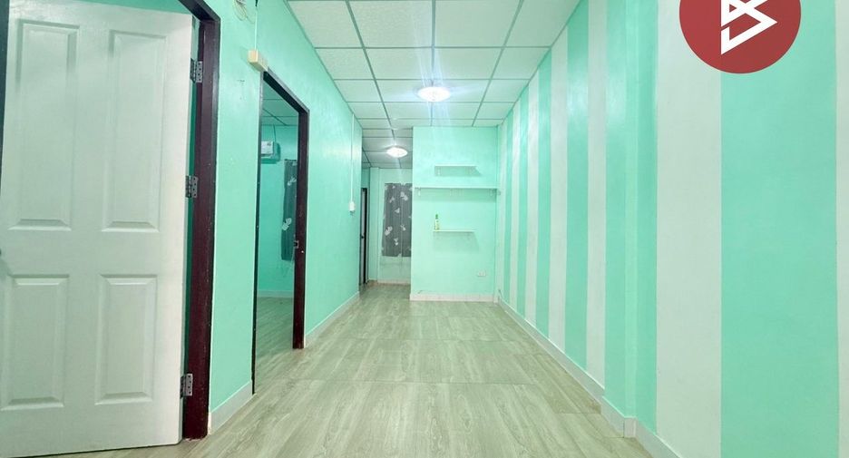À vendre 2 chambres maison de ville à Mueang Samut Songkhram, Samut Songkhram