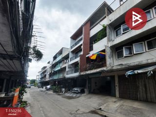 À vendre 3 chambres local commercial à Wang Thonglang, Bangkok