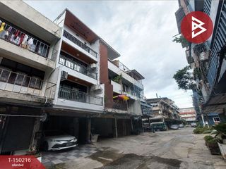 À vendre 3 chambres local commercial à Wang Thonglang, Bangkok