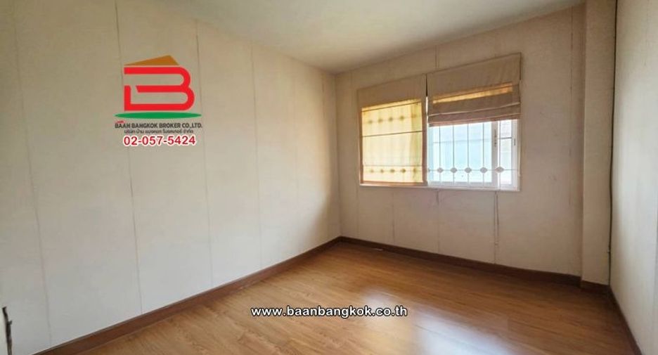 For sale 3 bedrooms house in Khlong Luang, Pathum Thani