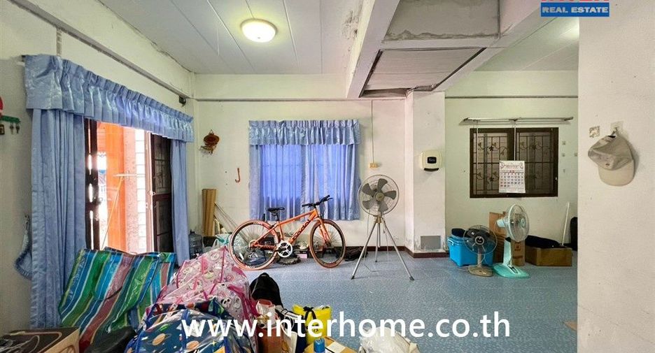 À vendre 2 chambres maison à Nong Chok, Bangkok